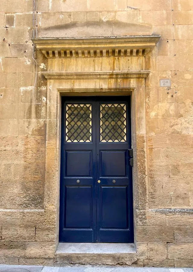 4 Balconi Rooms- Dimora Arditi B&B Lecce