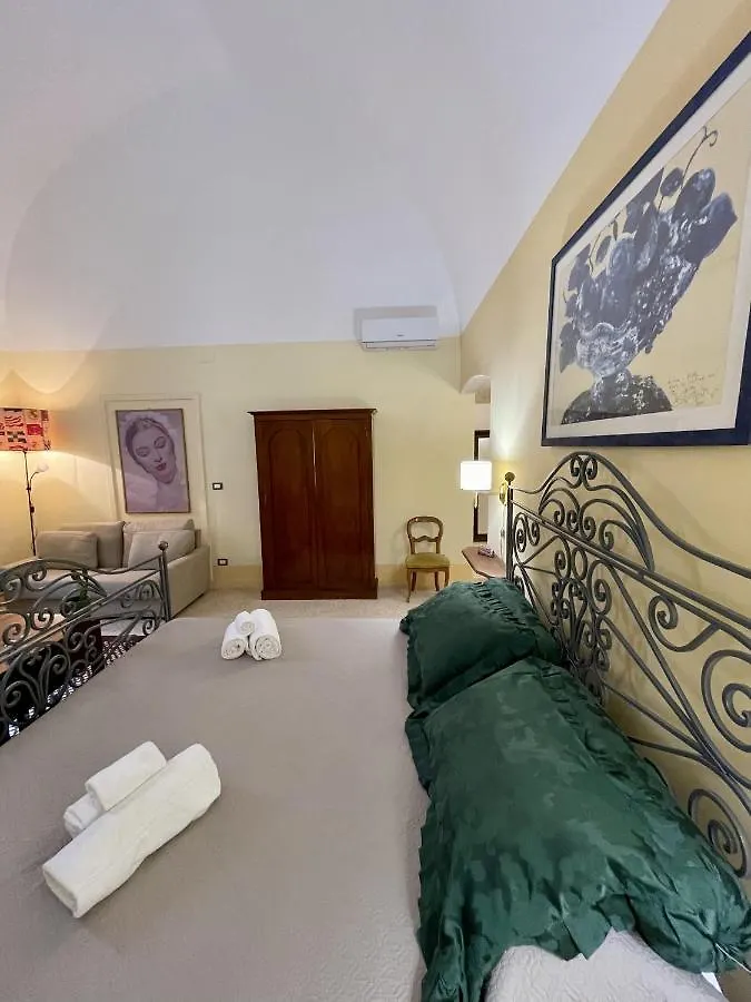Bed & Breakfast 4 Balconi Rooms- Dimora Arditi B&B Lecce