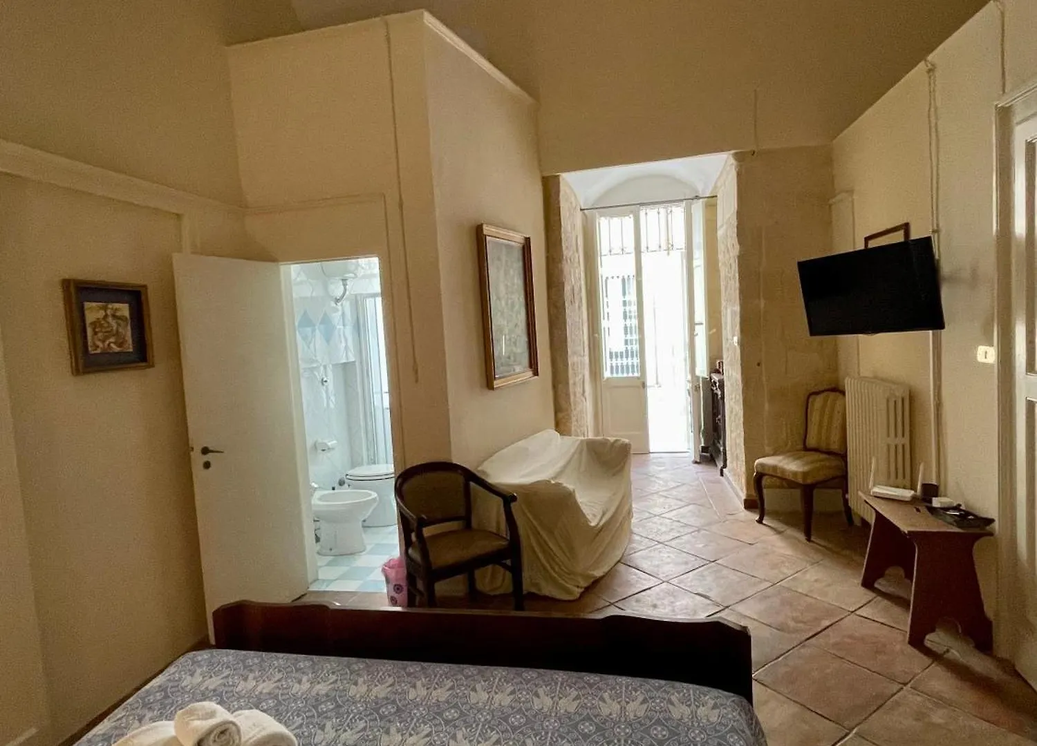 4 Balconi Rooms- Dimora Arditi B&B Lecce Bed & Breakfast