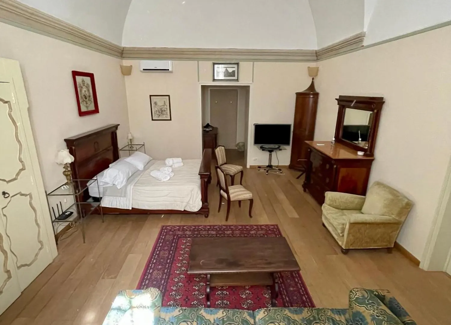 4 Balconi Rooms- Dimora Arditi B&B Lecce Bed & Breakfast